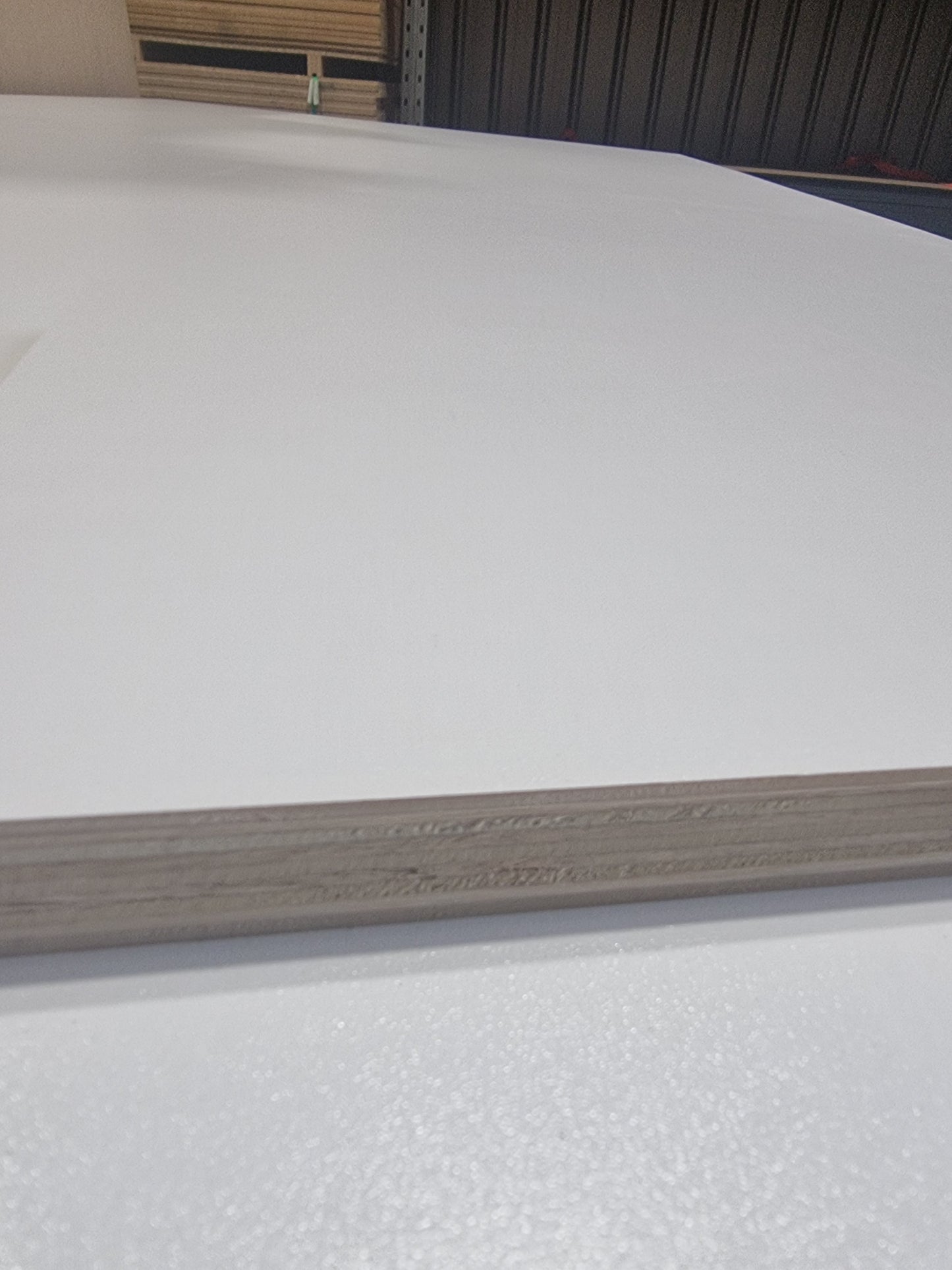 16mm White Melamine Plywood 2440x1220x16mm