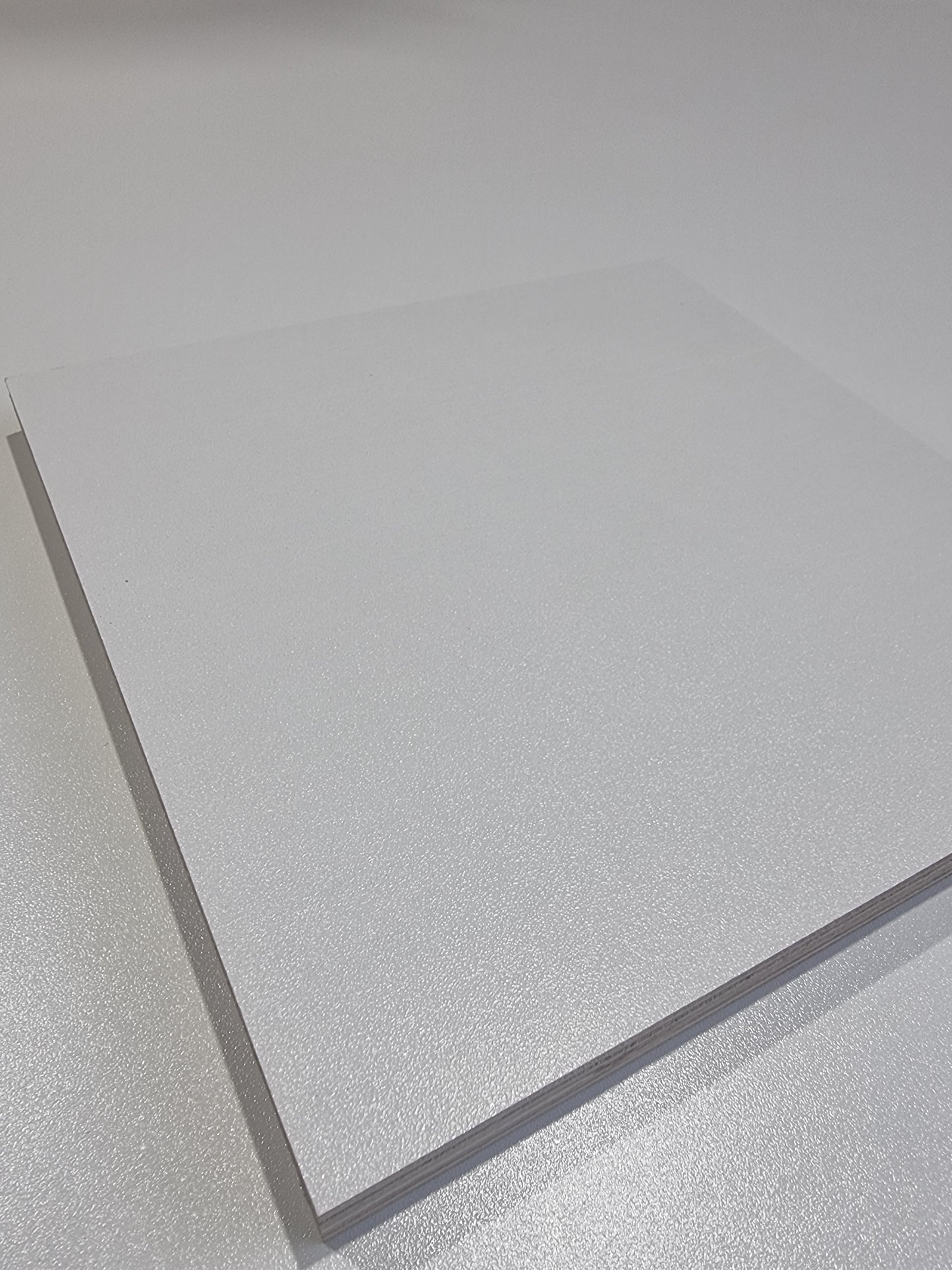 16mm White Melamine Plywood 2440x1220x16mm