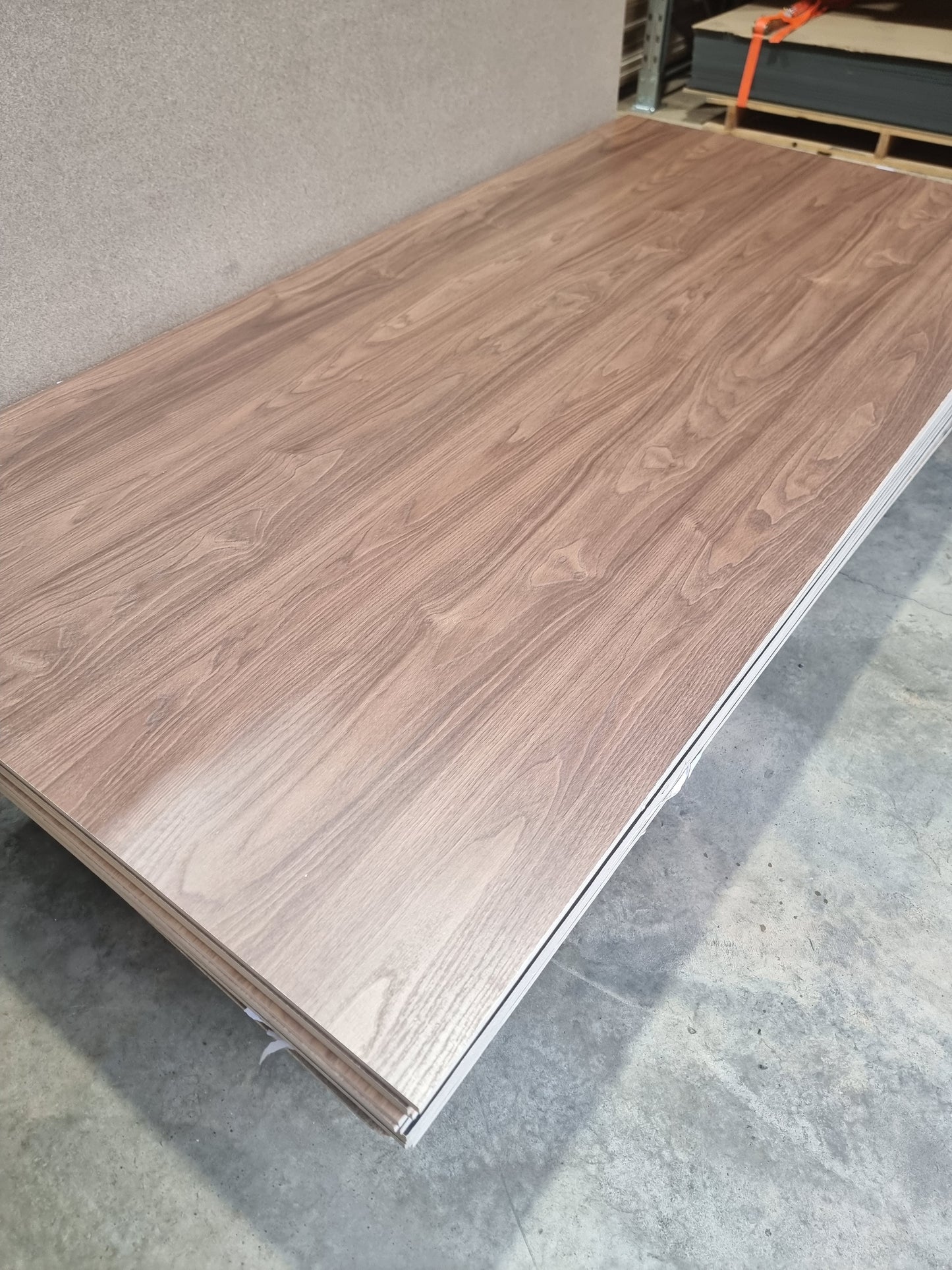 16mm Walnut Melamine Plywood 2440x1220x16mm